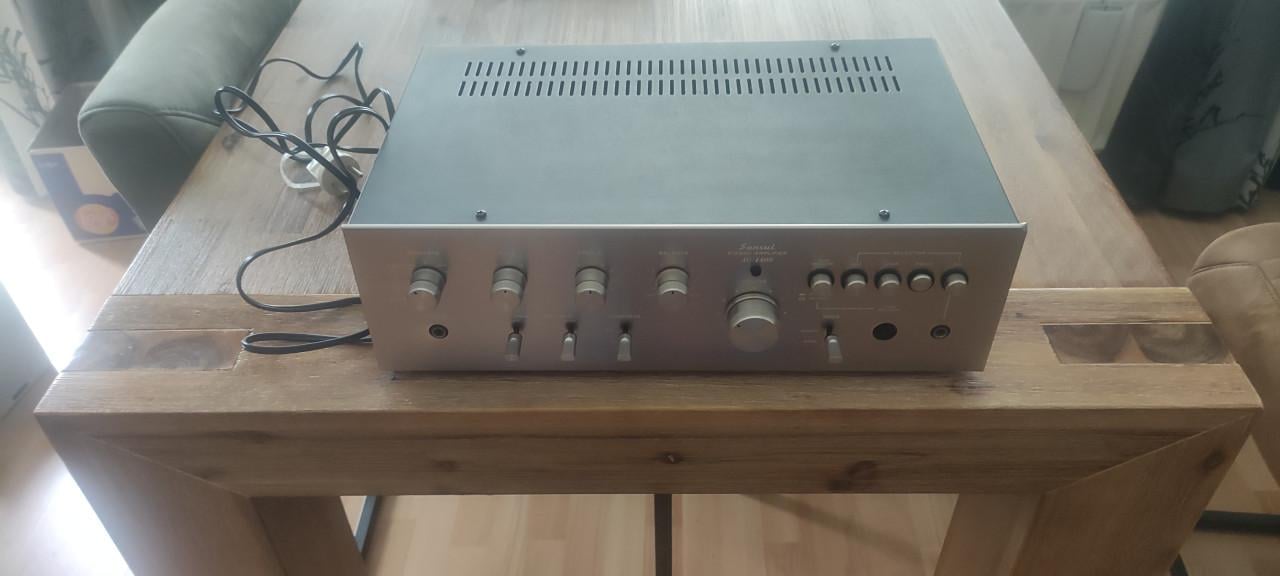 Sansui au-4400 versterker