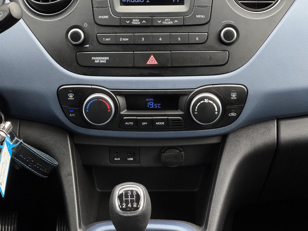 Hyundai I 10 1.0i i-motion comfort plus | climate control | radio-cd/mp3 sp