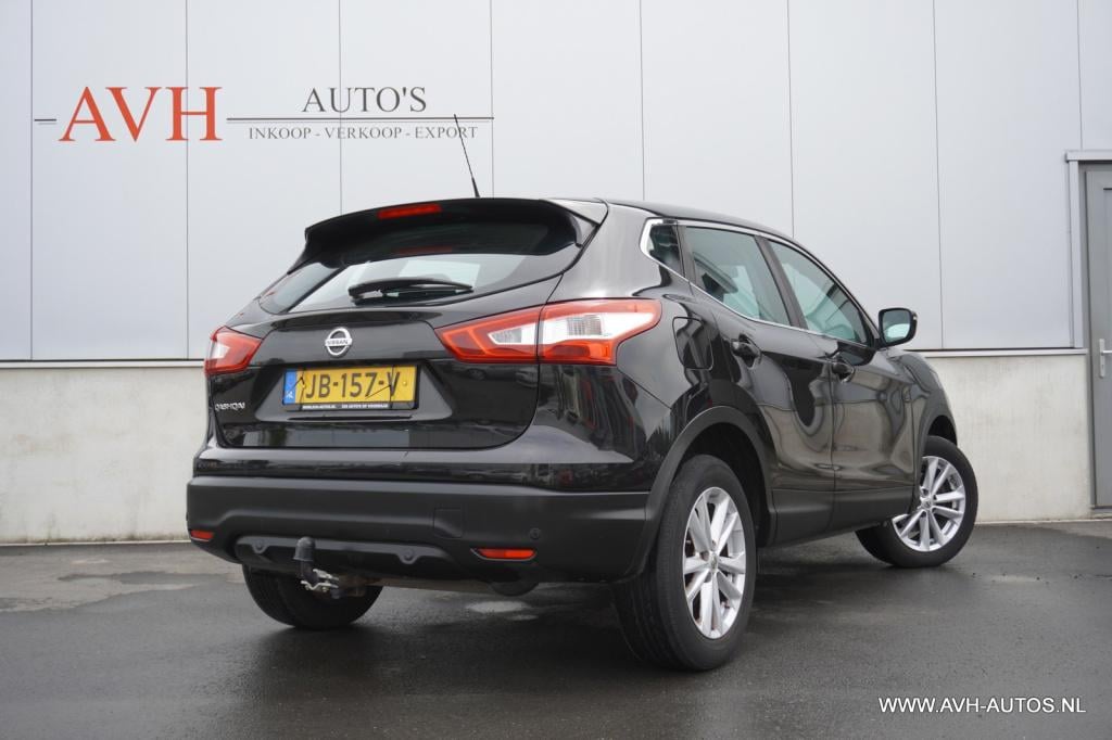 Nissan Qashqai 1.2 connect edition
