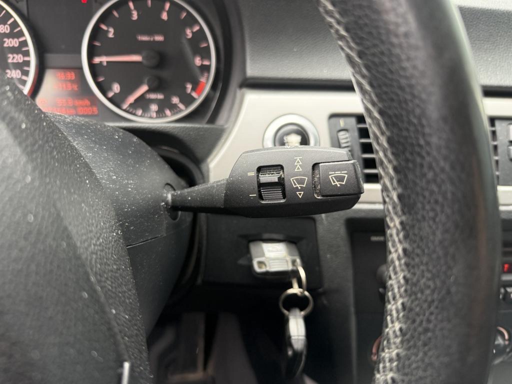 BMW 3-serie 320i 150pk executive sedan