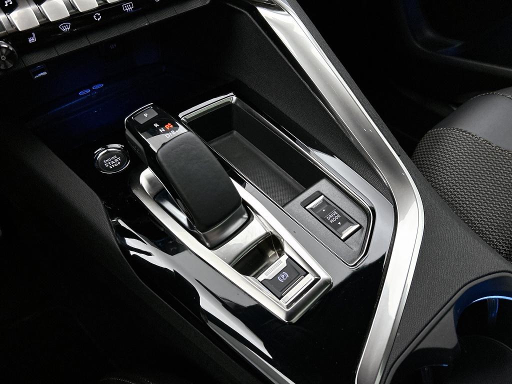 Peugeot 3008 plug-in hybrid 225pk gt pack business | rijklaar | panoramadak