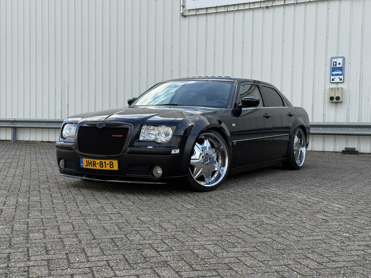 Crysler 300c 5.7 Hemi V8 - BTW auto - Youngtimer