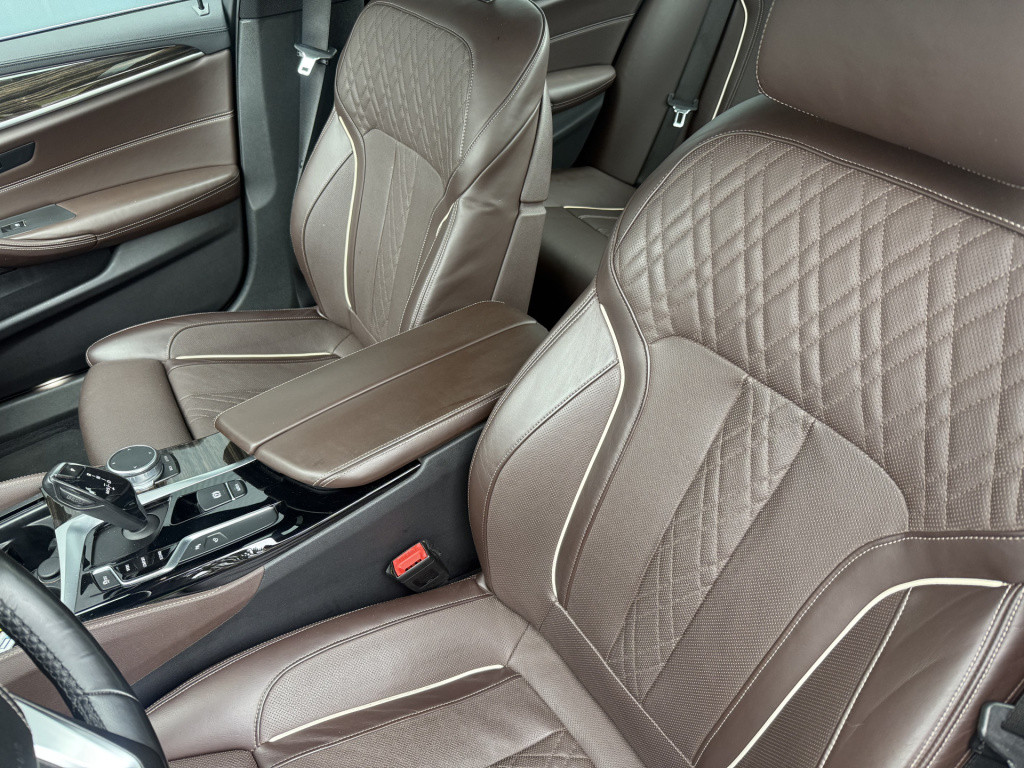 BMW 5 Serie 530i xdrive automaat high executive sedan