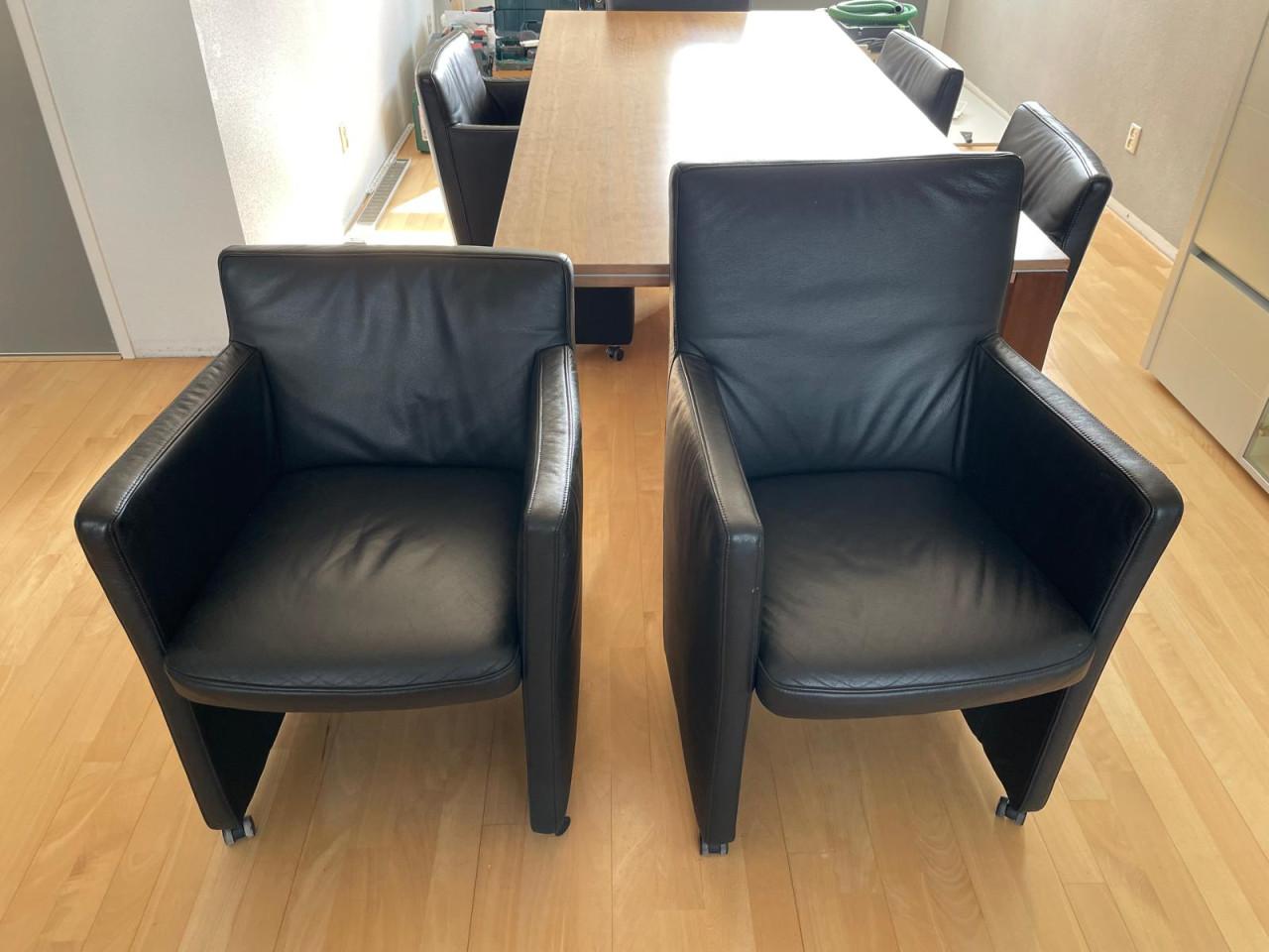 6 lederen eetkamerstoelen
