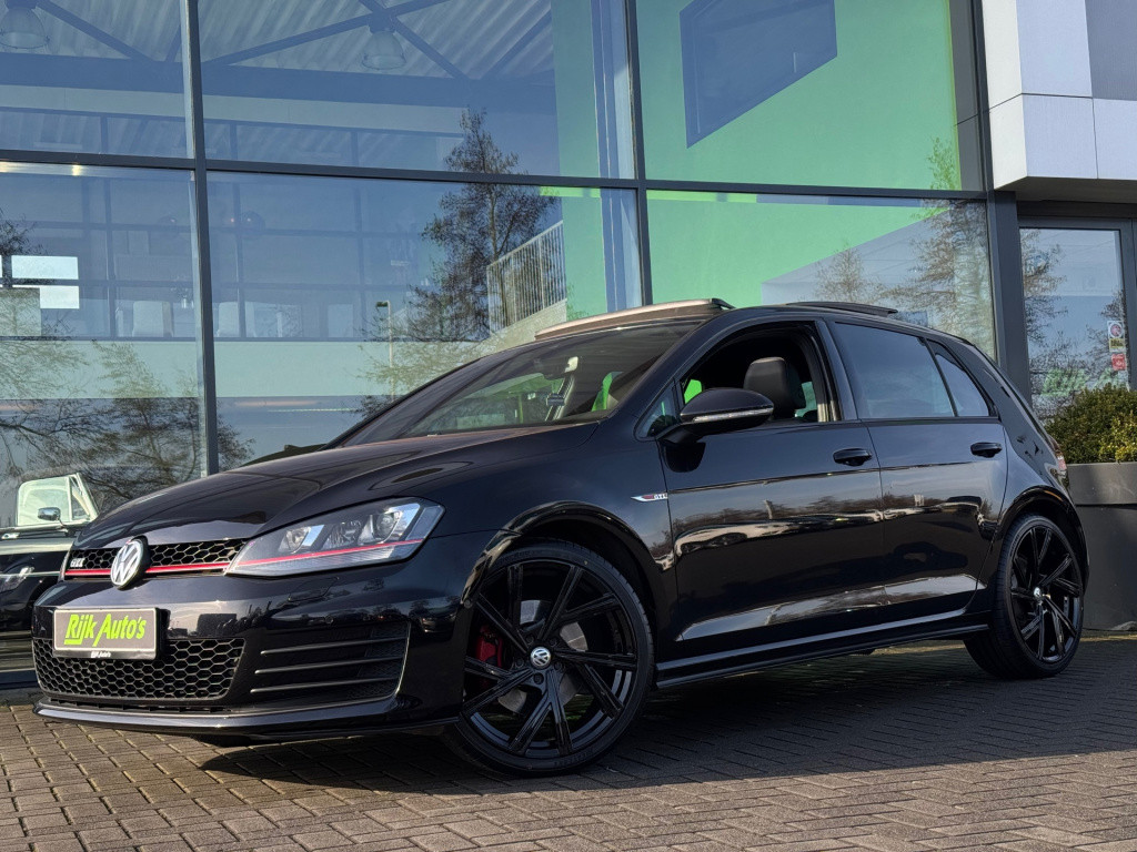 Volkswagen Golf 2.0 tsi gti * panoramadak * leer * navigatie * camera
