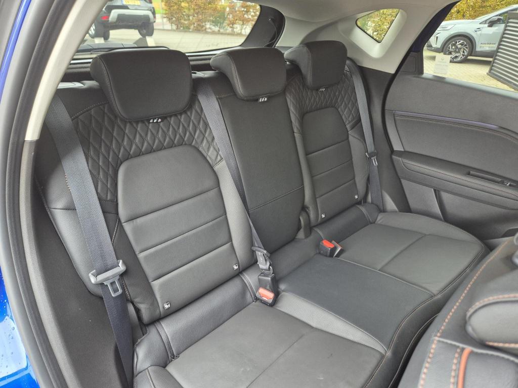 Renault Captur 1.6 e-tech plug-in hybrid 160 iconic topmodel!, all season, 