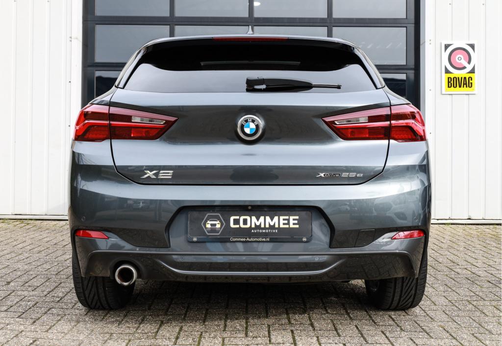 BMW X2 xdrive25e m sport pano i 18inch i hud