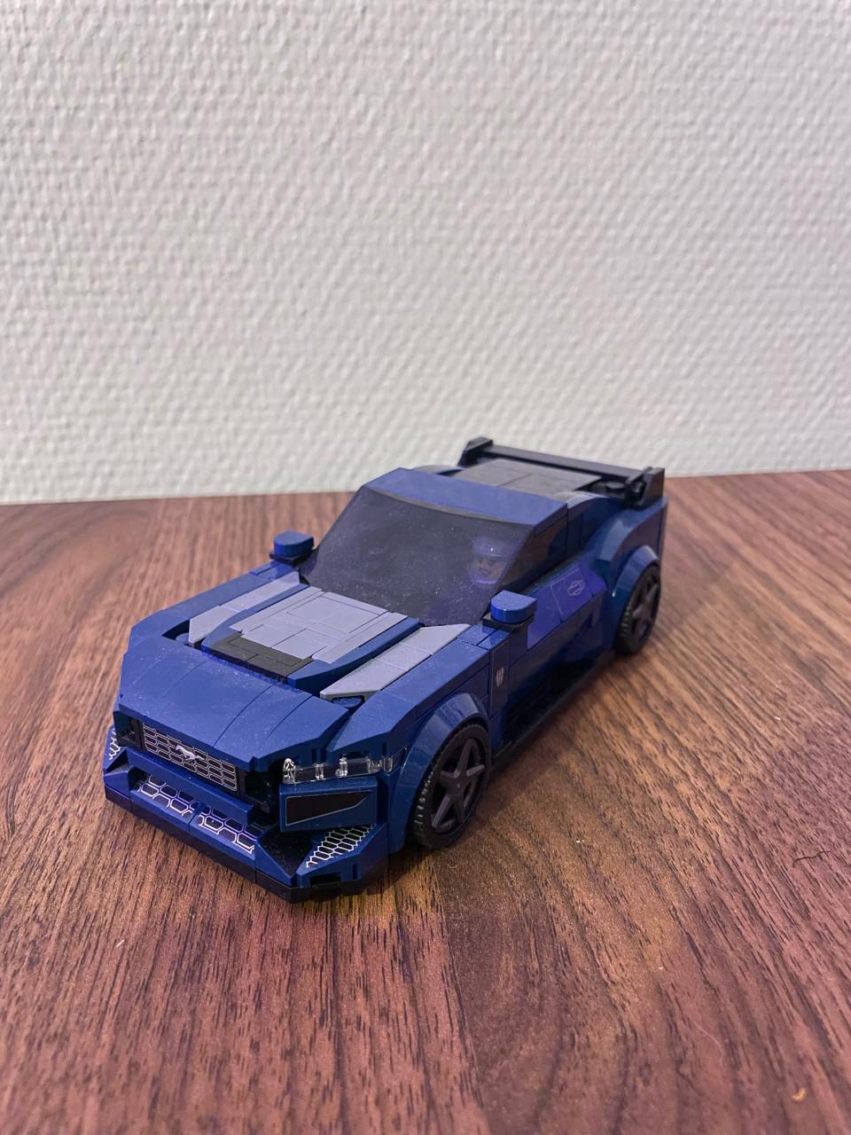 LEGO Speed Champions Ford Mustang Dark Horse (set 76920)