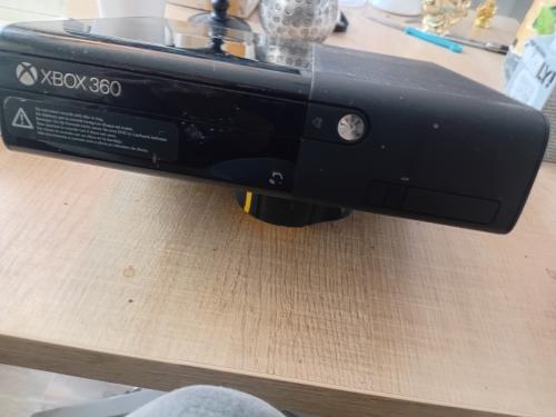 Xbox 360 met 3  controllers