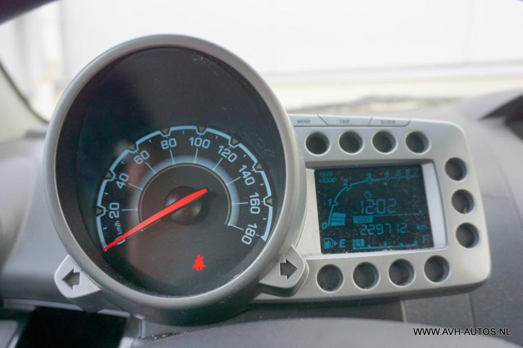 Chevrolet Spark 1.0 16v ls