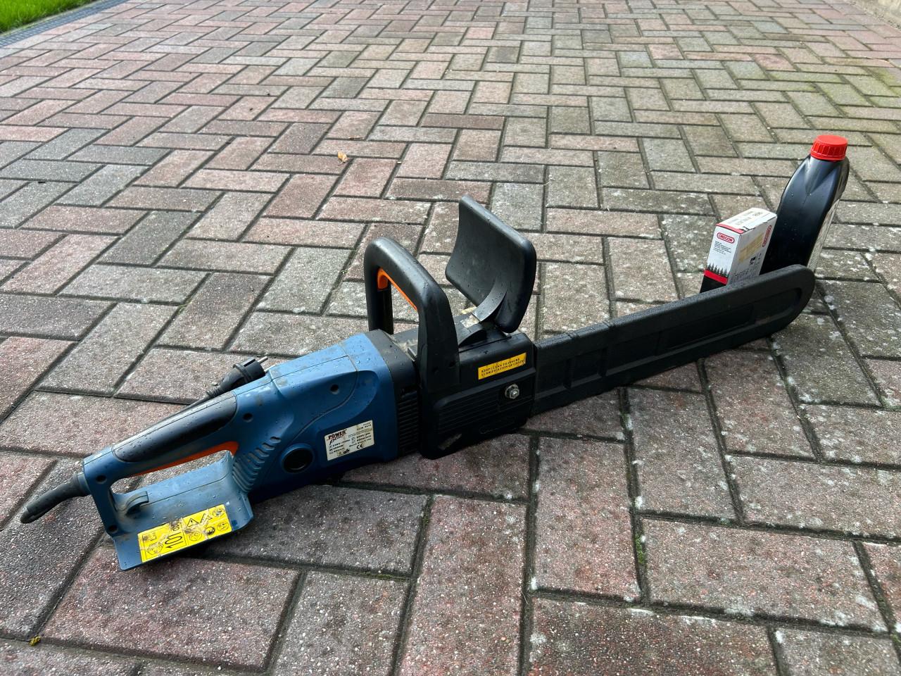 Mooie elektrische kettingzaag te koop