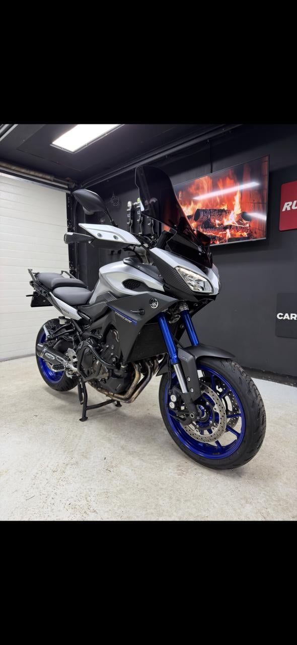 Yamaha MT-09 Tracer