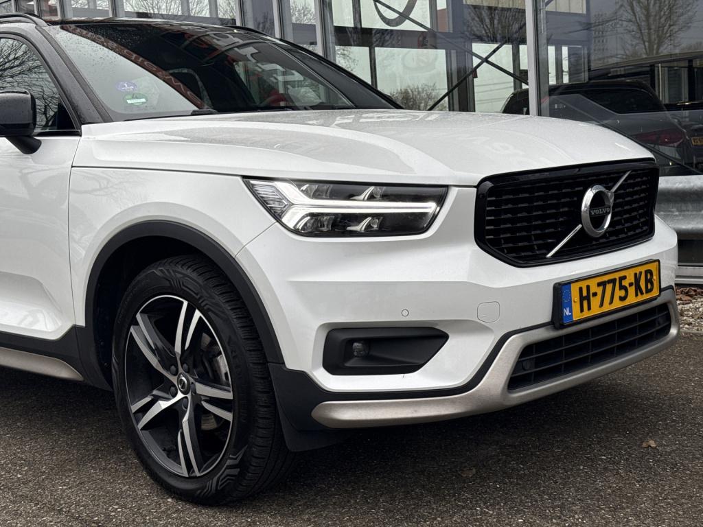 Volvo XC40 1.5 t3 r-design | nl-auto | btw | pano | parel lak | stoelverw.