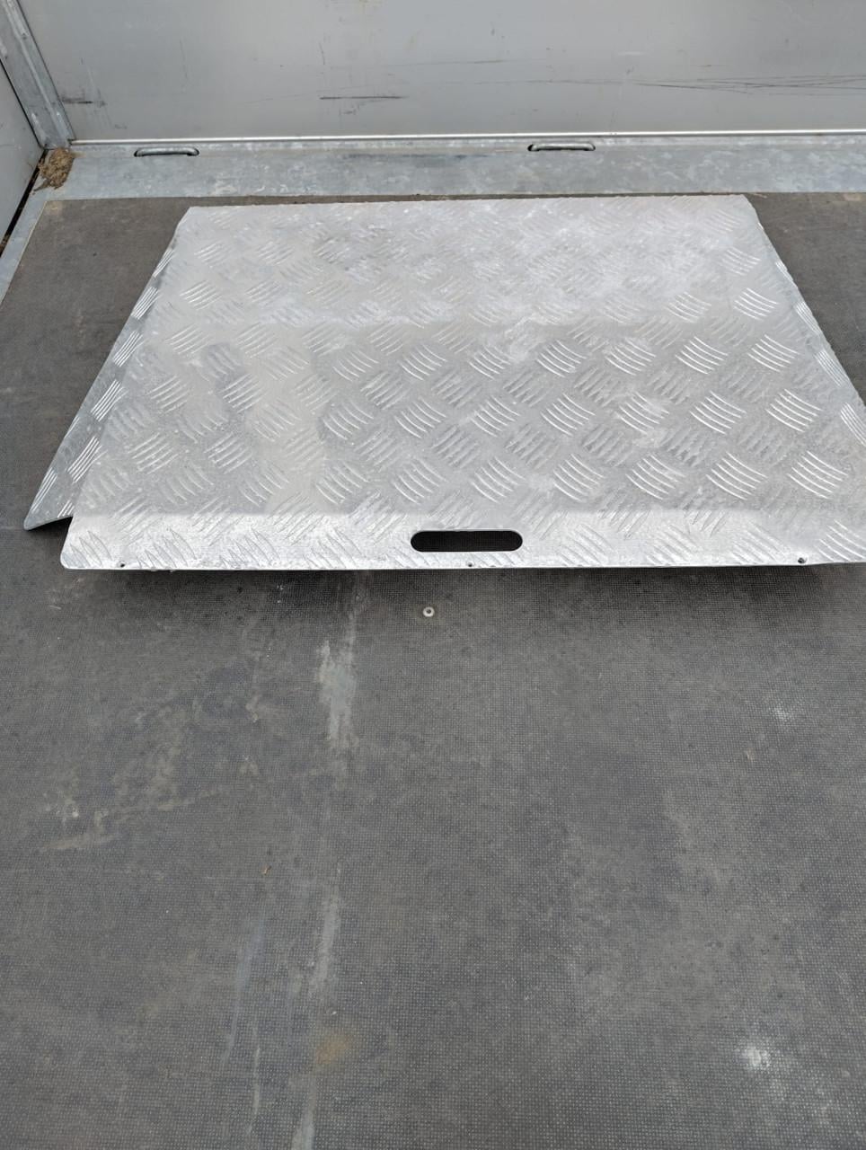 Drempel hulp/ rijplaat