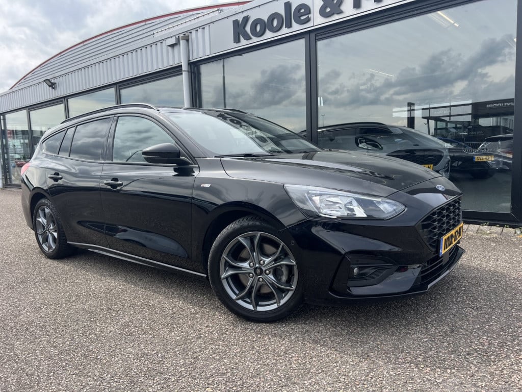 Ford Focus wagon 1.0 ecoboost hybrid 125pk st line business , trekhaak , wi