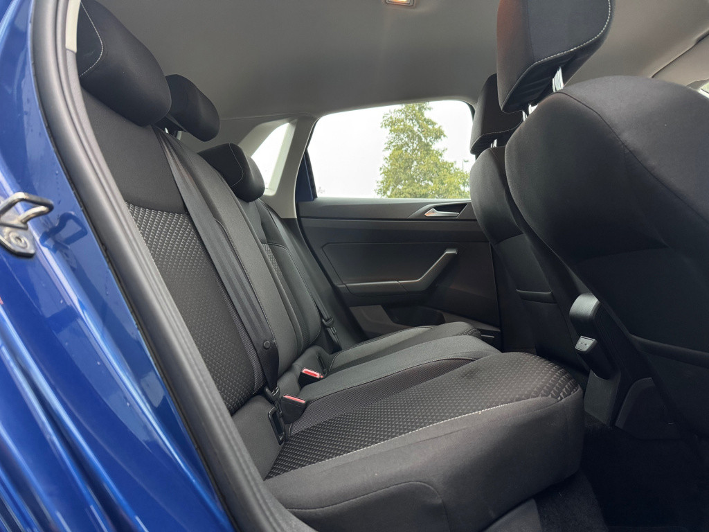 Volkswagen Polo 1.0 tsi highline * virtual cockpit * keyless * camera