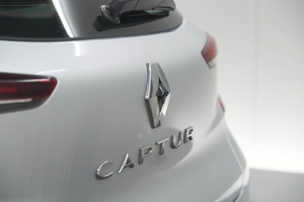 Renault Captur tce 90 zen | camera | apple carplay | parkeersensoren | navi