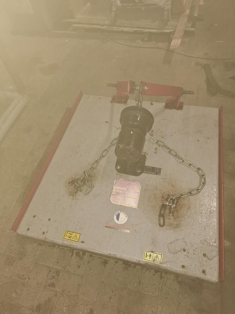 Weide bloter minitractor