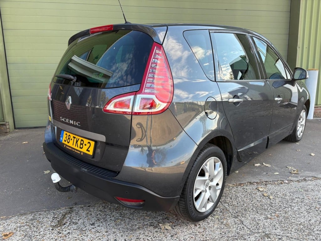 Renault Scenic 1.6 parisienne e85