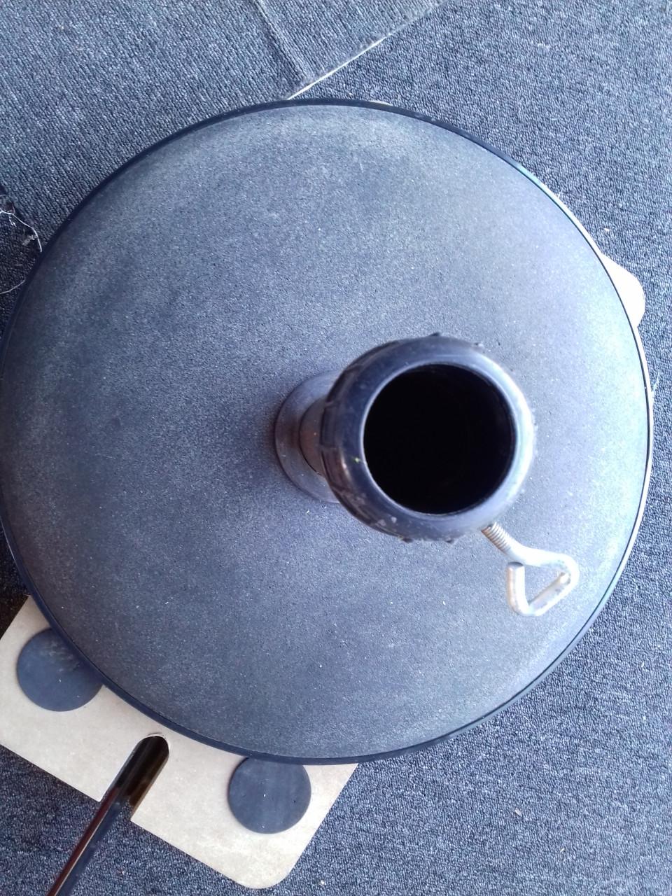 Zware voet van 28kg voor mast (e.d.)