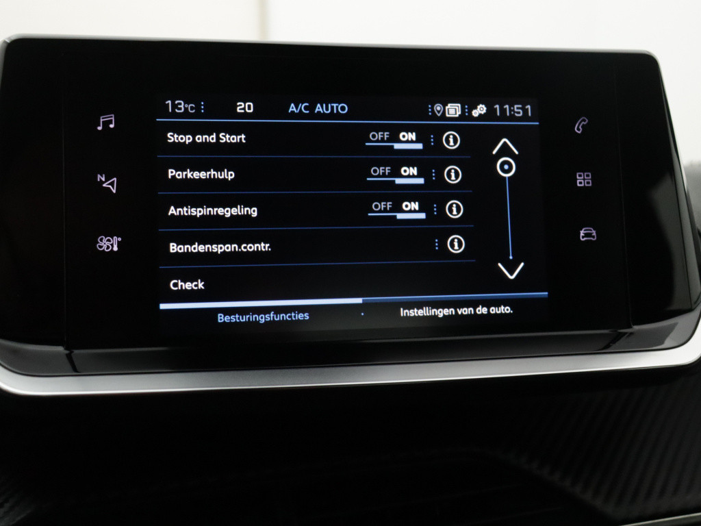 Peugeot 2008 100 pk active pack | rijklaar navigatie