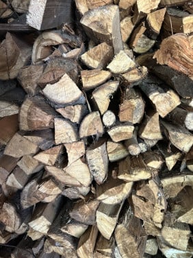 Haardhout l kachelhout l vuur hout l gedroogd