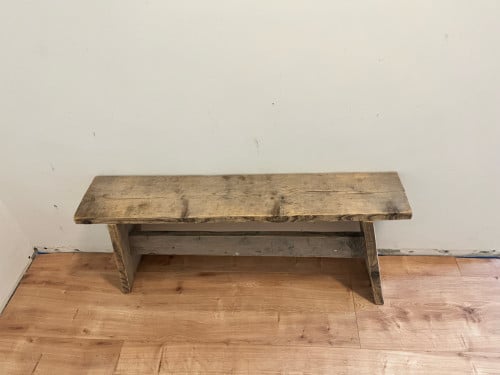 Houten sierbankje