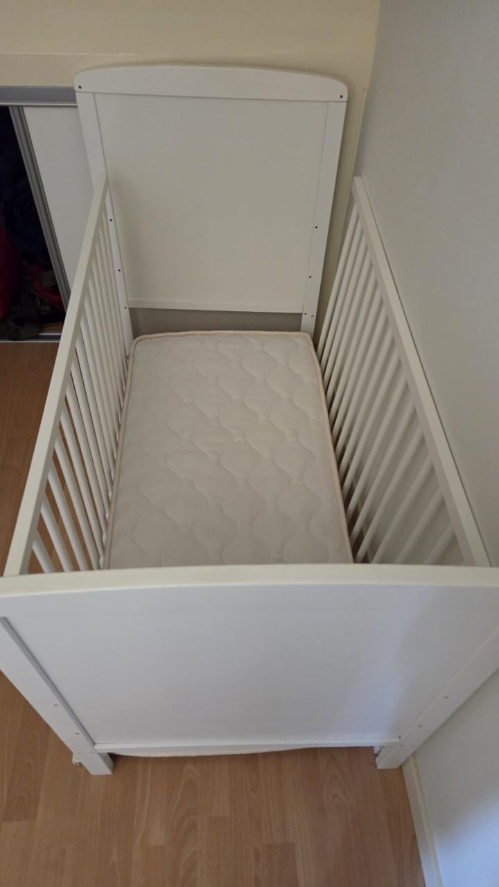Kinderbed, kinderledikantje