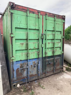 Container