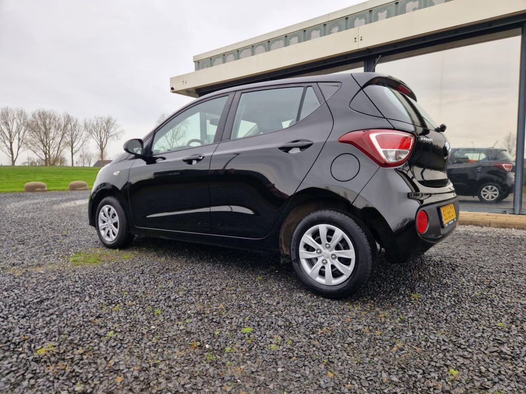 Hyundai I 10 1.0i comfort | carplay | bluetooth | cruise control | navigati