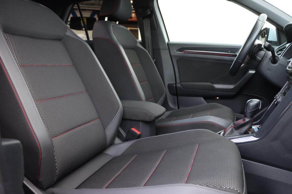 Volkswagen T-roc 1.5 tsi sport 150pk dsg7