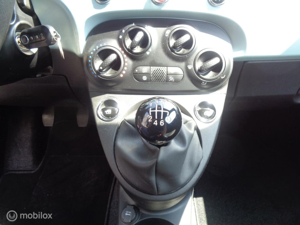 Fiat 500 C 1.0 hybrid launch edition/airco/16''lm velgen/half leer/1st eig/
