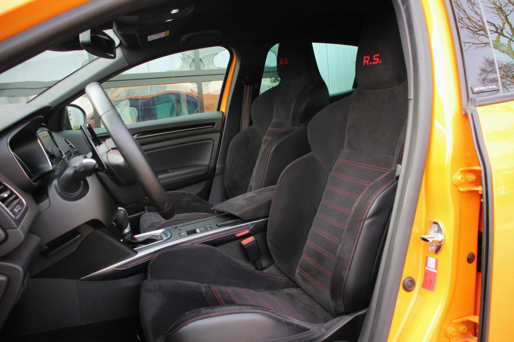 Renault Megane 1.8 tce 280 rs - actieprijs: €32.745,- t/m 20 augustus!