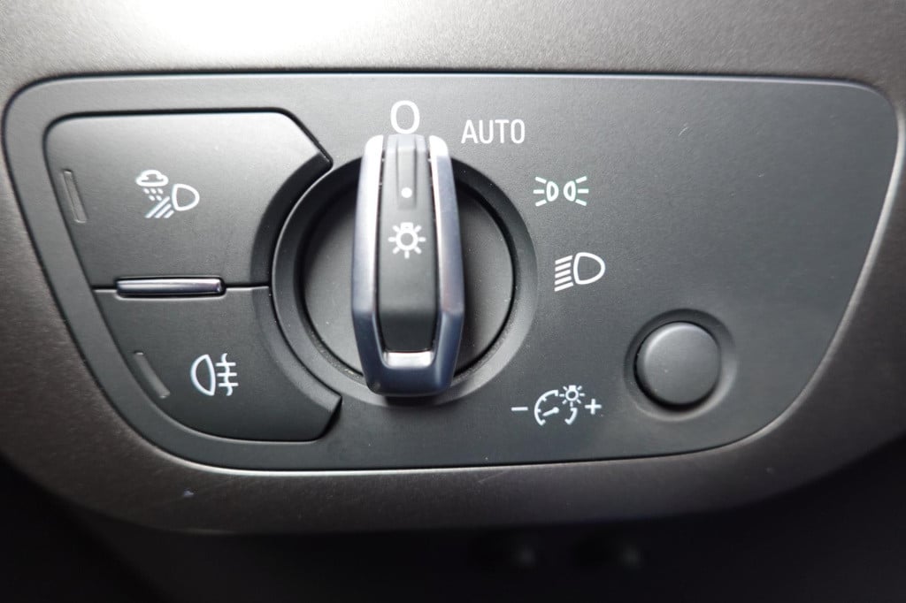 Audi Q7 50 tdi quattro, *grijs kenteken*