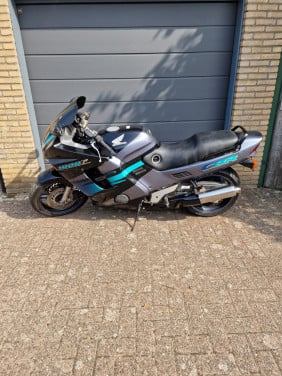 Honda cbr 1000 f