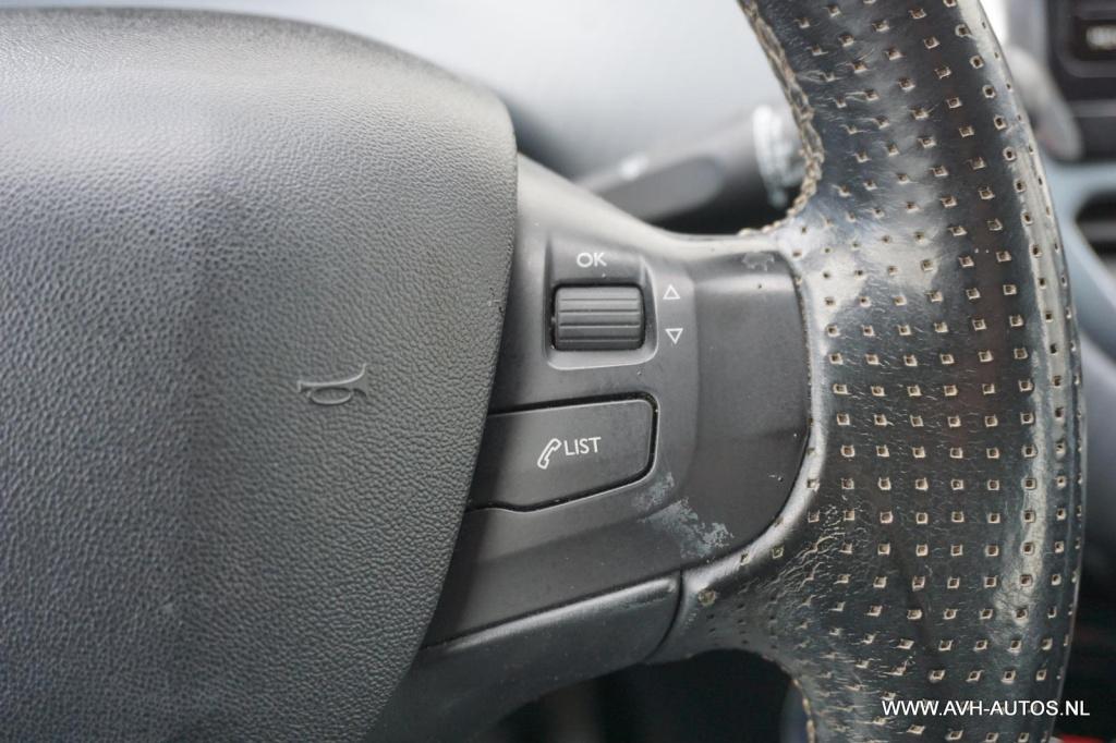 Peugeot 208 1.6 bluehdi blue lease executive, lesauto!