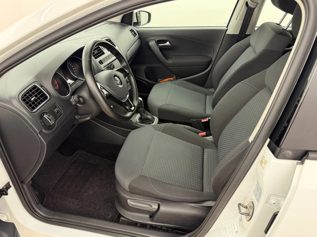 Volkswagen Polo occasion 1.0 bluemotion connected series | wit | tweedehand