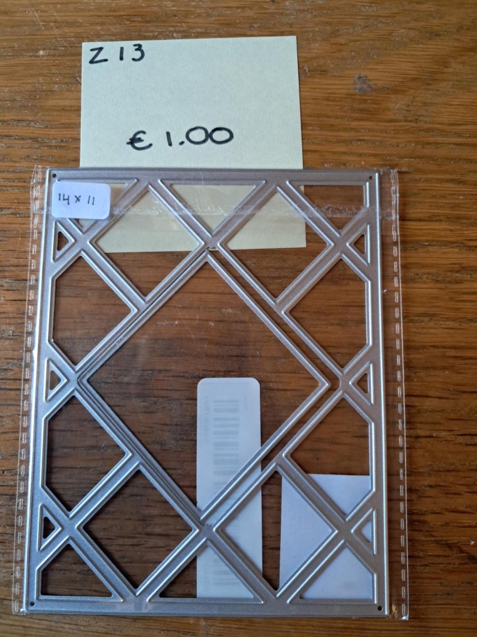 Snijmallen, stempels en andere hobbyspullen te koop