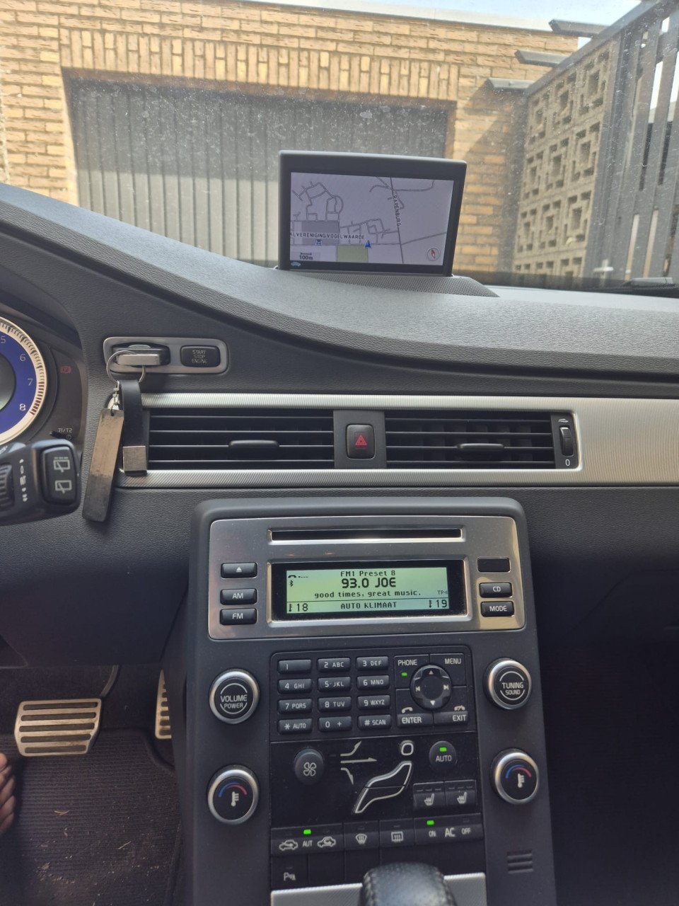 Te koop prachtige  Volvo V70 R-Design Station wagon