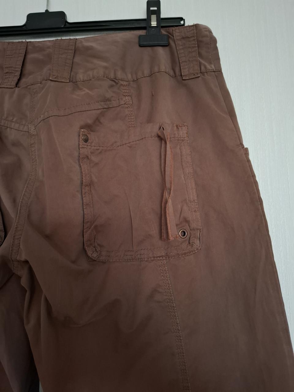 Didi broek met extra zakken en strikdetails. Bruin. Maat 44. Gedragen.