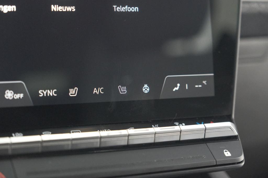 Renault Megane E-tech ev40 boost charge techno | pack winter | camera | app