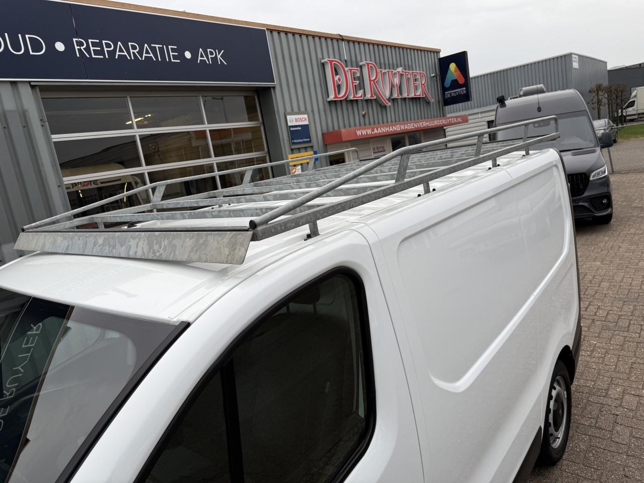 Opel Vivaro - 1.6 CDTI L1H1 Edition | Imperiaal | Trekhaak | 3 zits