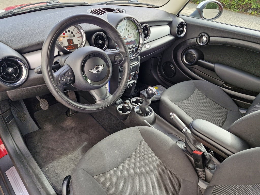 Mini Cooper mini 1.6 123 pk pepper