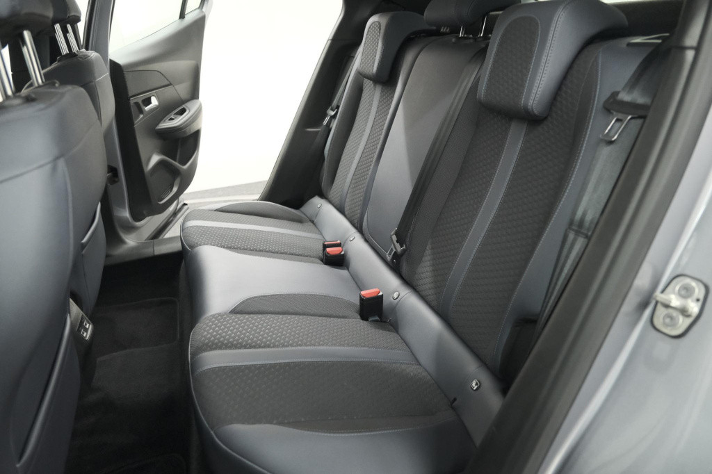 Peugeot E-2008 ev allure 50 kwh | camera | adaptieve cruise control | stoel
