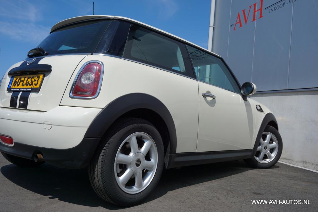 Mini One mini 1.6 minimalist business line