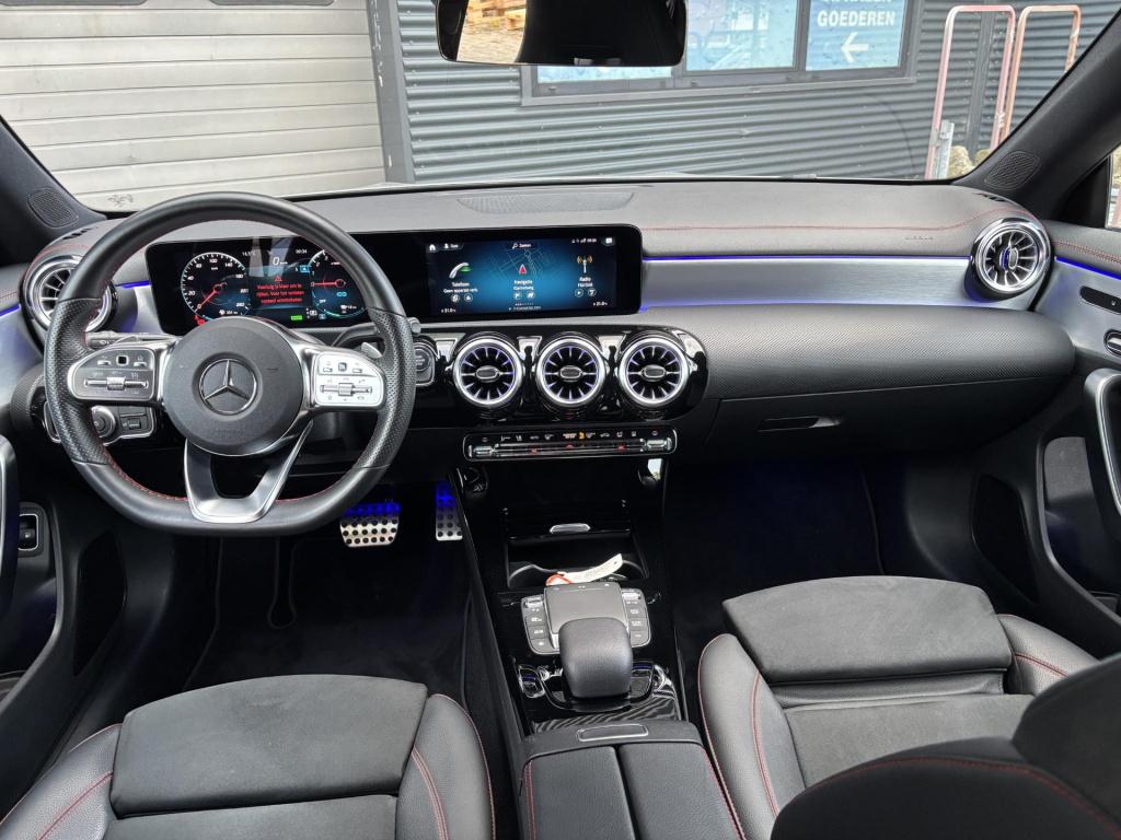 Mercedes-Benz Cla shooting brake 250 e business solution amg limited soh 96