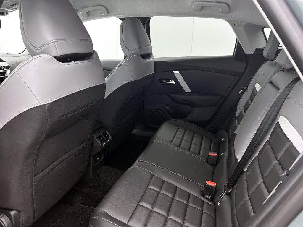 Citroen C4 hybrid 145pk automaat max