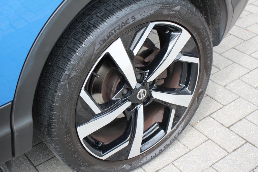 Nissan Qashqai 1.6 tekna + - pano - leder - bose - trekhaak - dab - led - s
