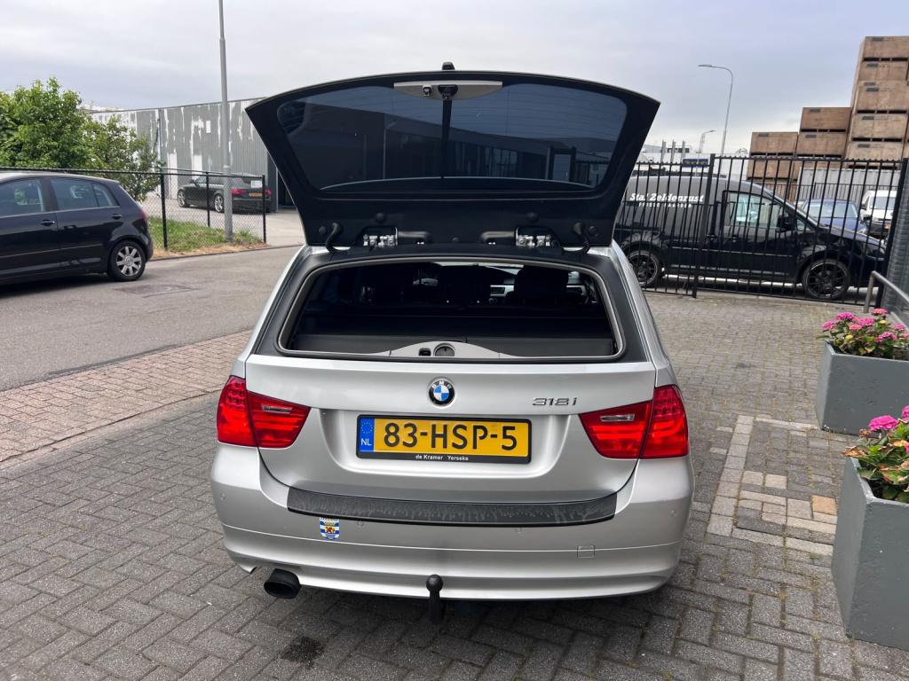 BMW 3-serie touring 318i business line
