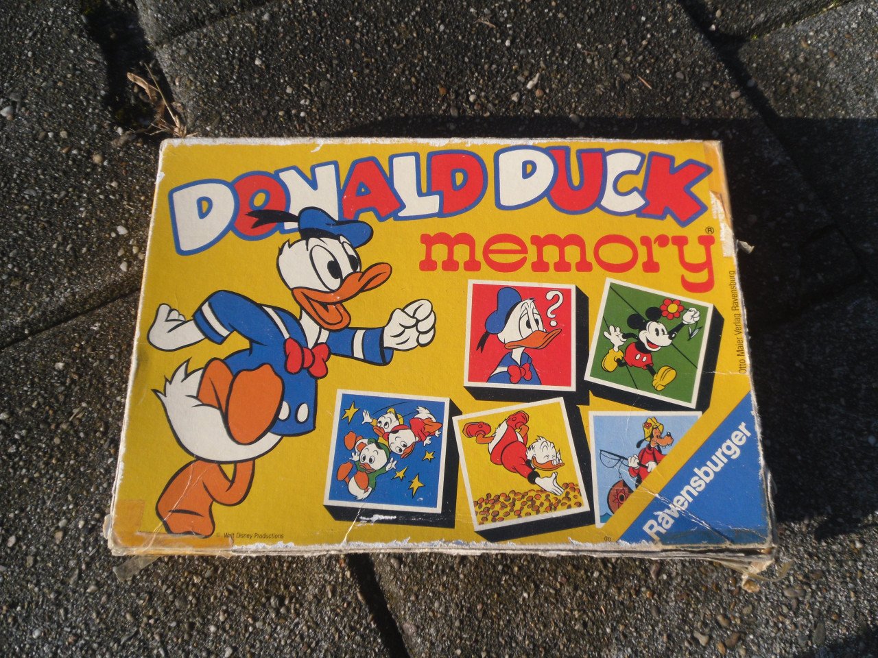 MEMORY DONALD DUCK DOOS WAT STUK WEL COMPLEET